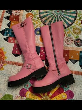 Fluevog Bond Girls, Pink, Size 9